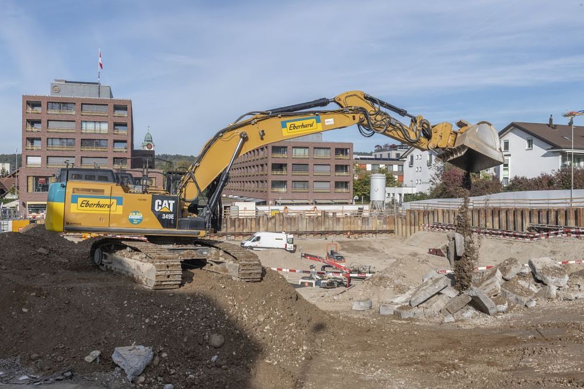 Baggerarbeiten am Stadtplatz Kloten